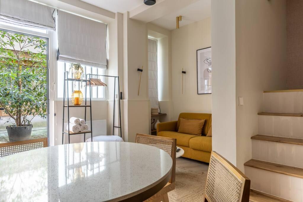 Elegant 4-Star Stay In Central Paris - Suite Apart Exterior photo